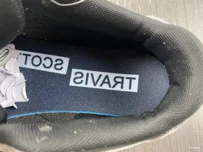 Rep JORDAN CHECK X THE FZ8117-001 SCOTT TRAVIS CUT 0429
